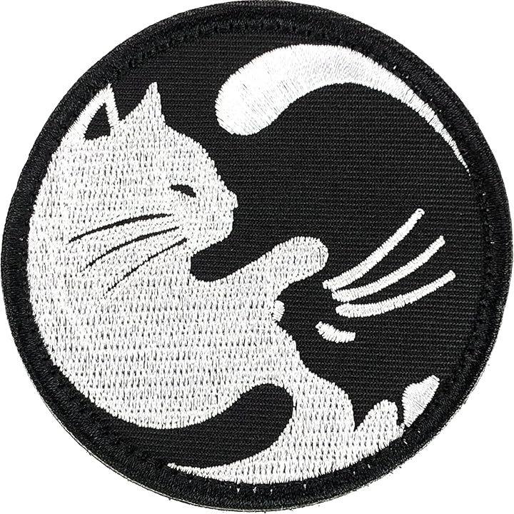 早い者勝ち❗️自作アニマルポップ絵画  原画「ポップキャット」 パッチ 刺繍 ワッペン 白黒猫ちゃんシリーズ 太極図 キャット