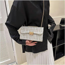 fffff00ff00fc00fe007c006c002e7e2e7e0e3e0f920fc08fc08fff8fff9ffff0000000000c700f200ab1aeb0017c70b