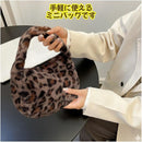 fffffcdffe3fbfff80ffadffeef7ec0fc01fc01780f7807f803f801f800380070000000000111c1f0004101c00091017